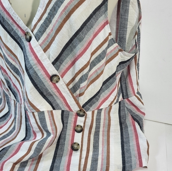 NWT Love & Legend Patterned Blouse - Picture 5 of 8